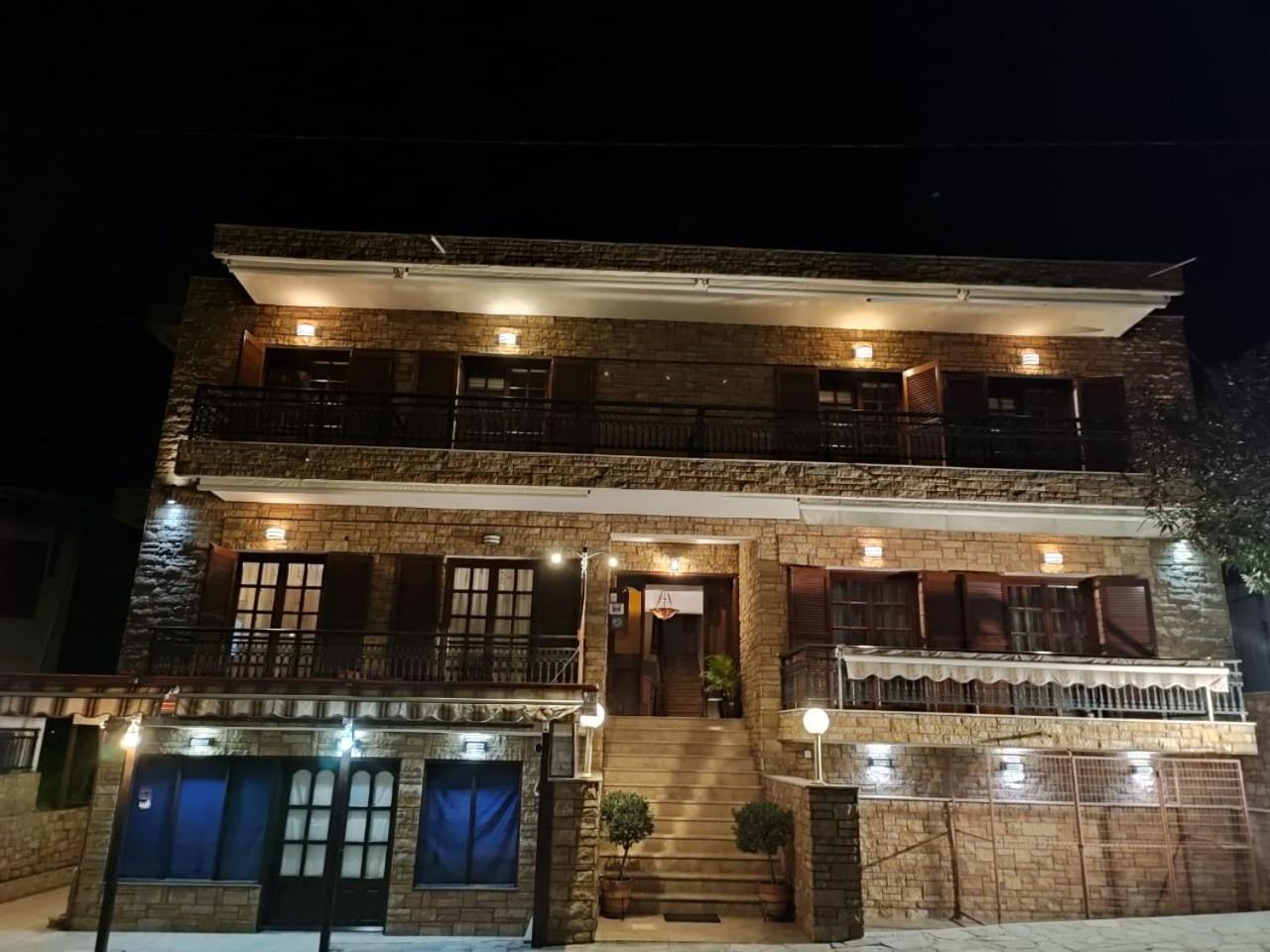 Ξενώνας Φωτεινη Ouranoupoli Dış mekan fotoğraf